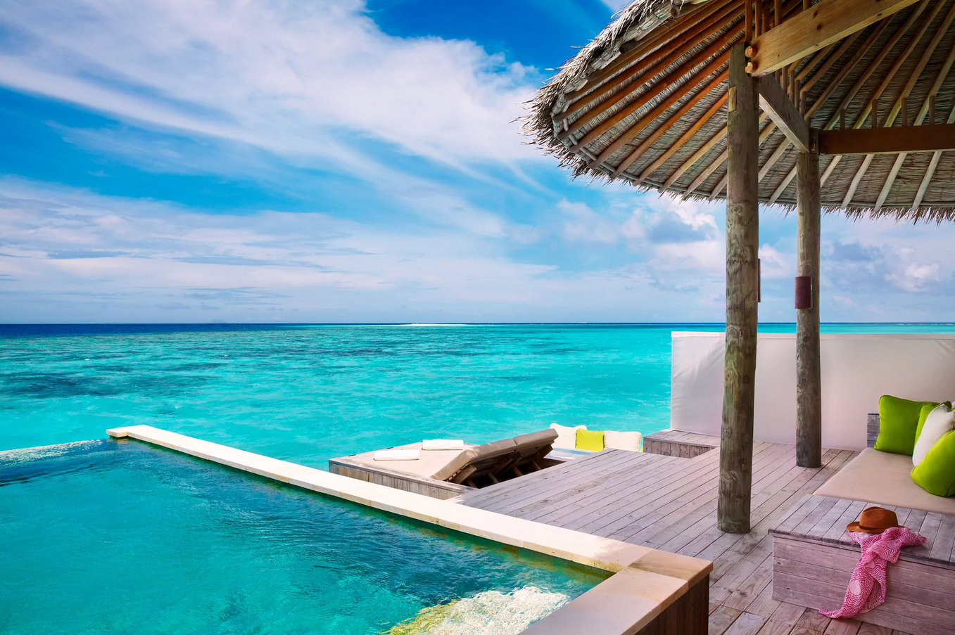 Laamu Water Villa with Pool · One bedroom · signature plus plunge